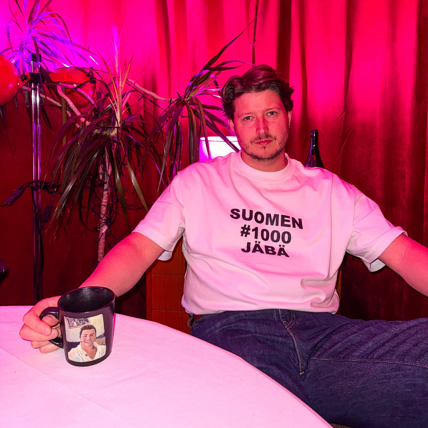 "SUOMEN #1000 JÄBÄ" t-paita