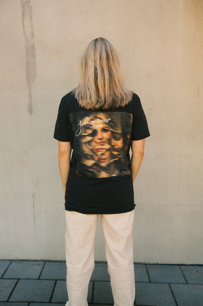 Jokaisen hymyn takana t-paita - washed harmaa