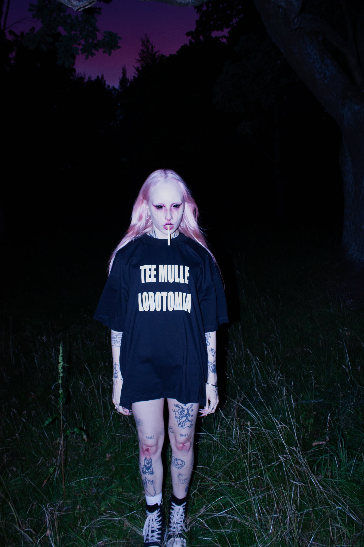"TEE MULLE LOBOTOMIA" t-paita - musta