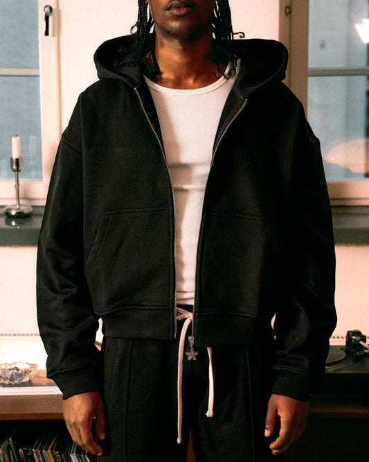 CROPPED HOODIE - BLACK